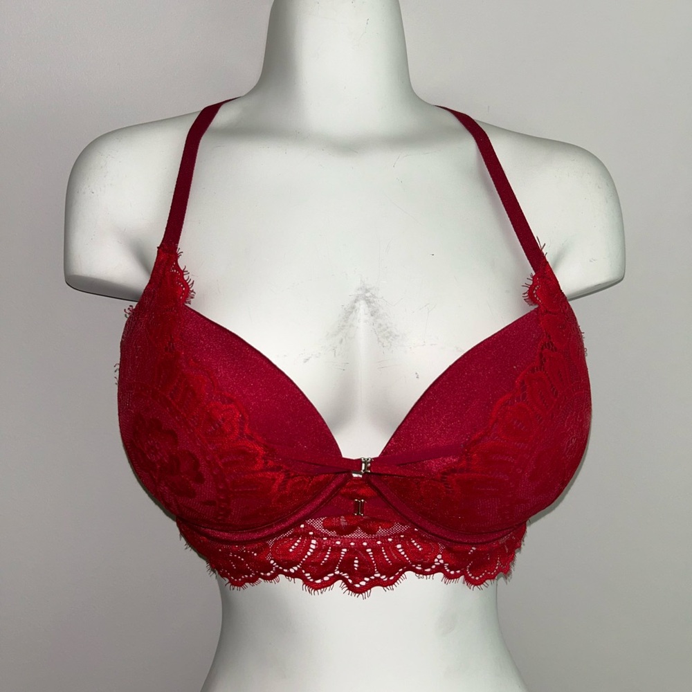La Senza : Red Lace Bra, 34D